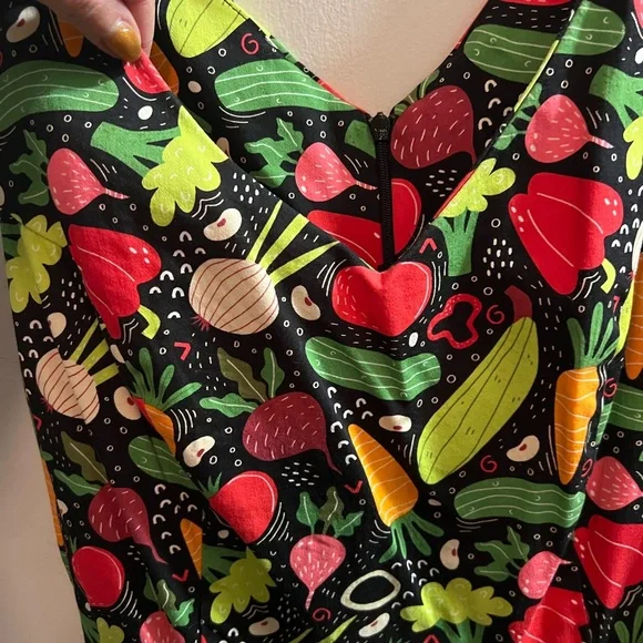 Vegetable Print Sleeveless Scoop Neck Sundress - Picture 2 of 6